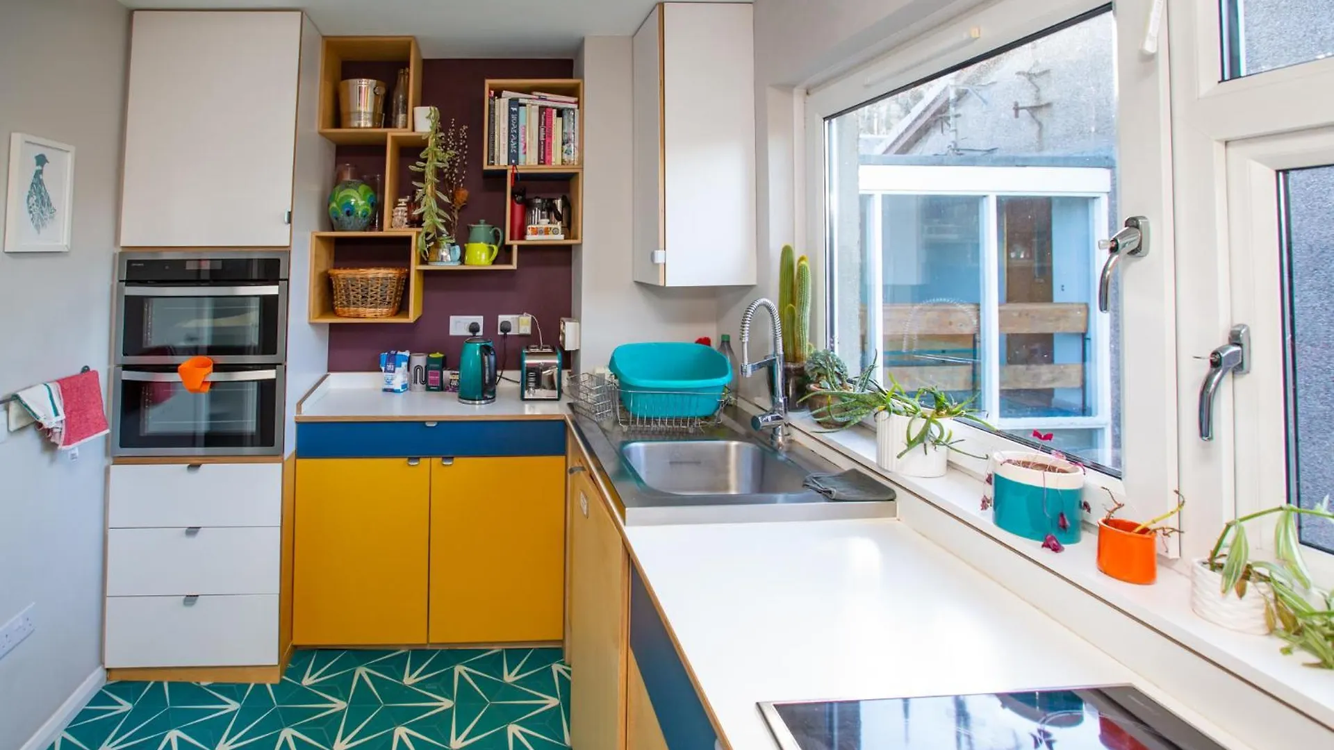 Mid-Century Gem Steps From The Beach Edinburg 0*,