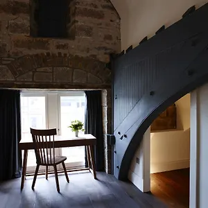 شقة فندقية Old Town Chambers, Autograph Collection, إدنبرة
